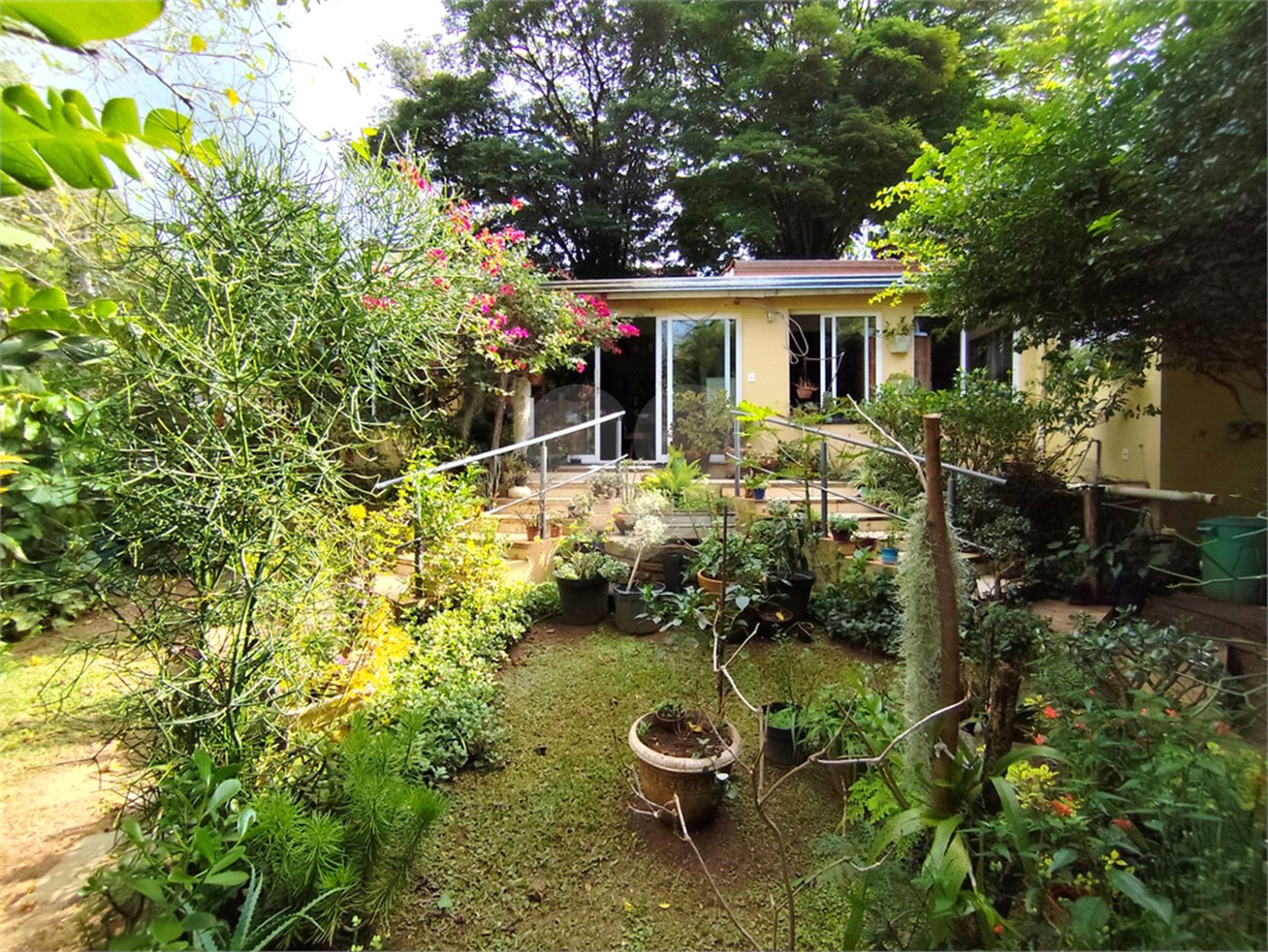 Casa para alugar com 1 suíte no condomínio Estância Marambaia, Vinhedo - SP