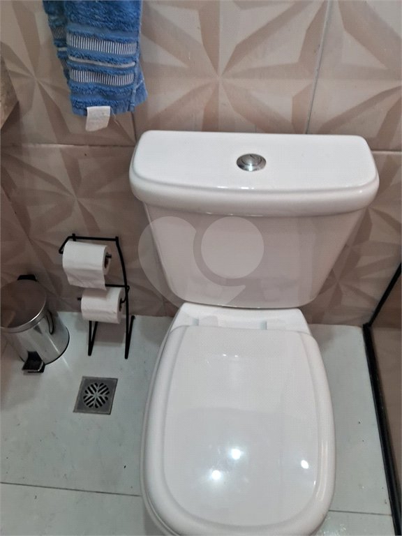 Casa à venda com 2 quartos no condomínio Vila da Prata I, Mogi das Cruzes - SP