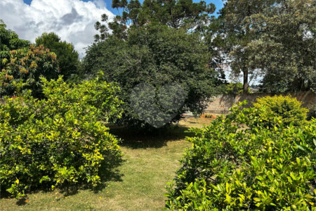 Sobrado à venda com 3 quartos, sendo 2 suítes, em Vila Mazzei, Itapetininga, SP