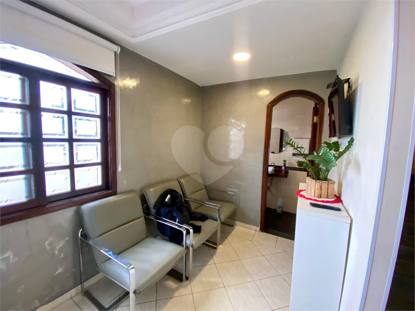 Sobrado à venda com 3 quartos, sendo 1 suíte, em Vila Gomes Cardim, São Paulo, SP