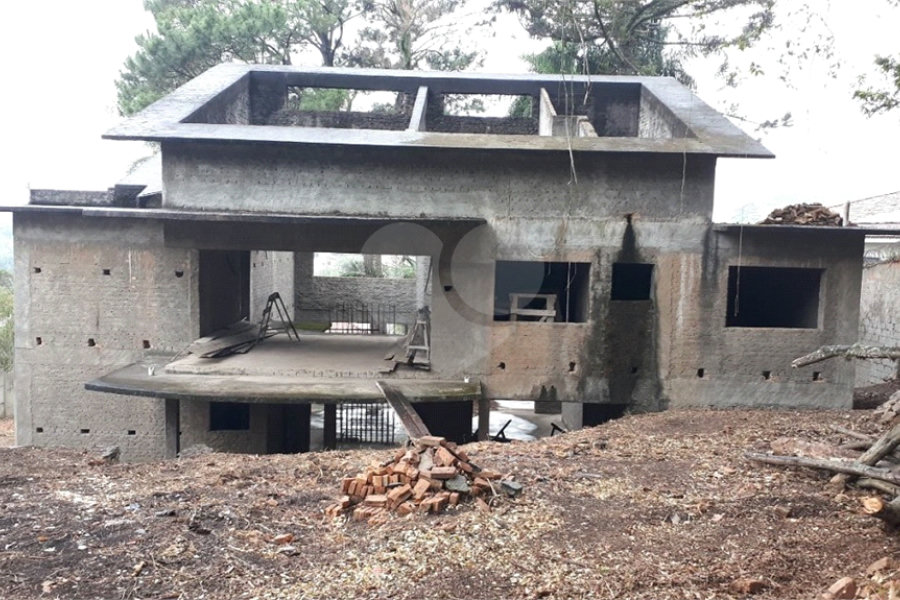 Casa à venda com 4 suítes em Jardim Floresta, São Paulo, SP