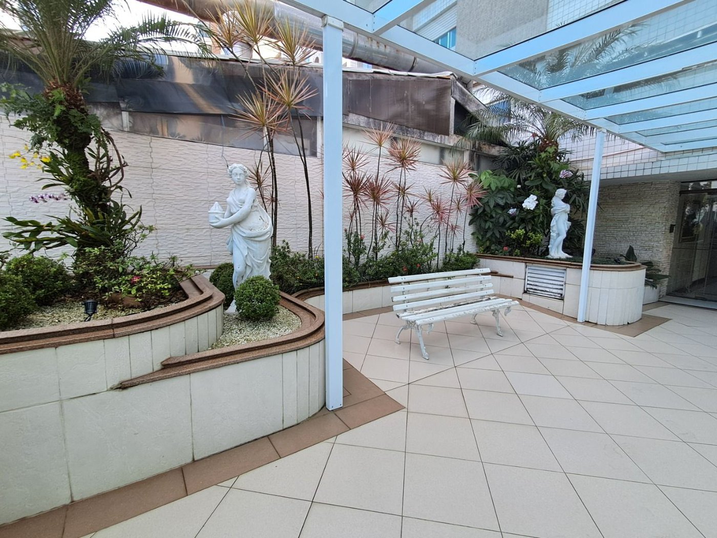 Apartamento com 2 dormitórios à venda, 67 m² por R$ 950.000,00 - Aparecida - Santos/SP