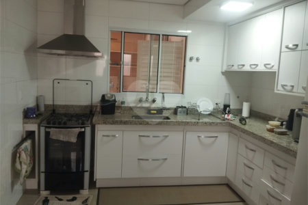 Casa Térrea à venda com 3 quartos, sendo 1 suíte, em Jardim Botânico, Araraquara, SP