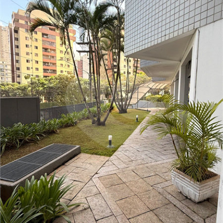 Apartamento à venda com 3 quartos, sendo 1 suíte, em Vila Andrade, São Paulo, SP