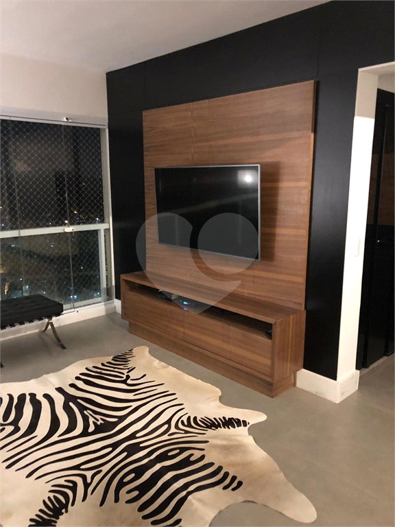 Apartamento à venda com 2 quartos, sendo 1 suíte, em Campo Belo, São Paulo, SP
