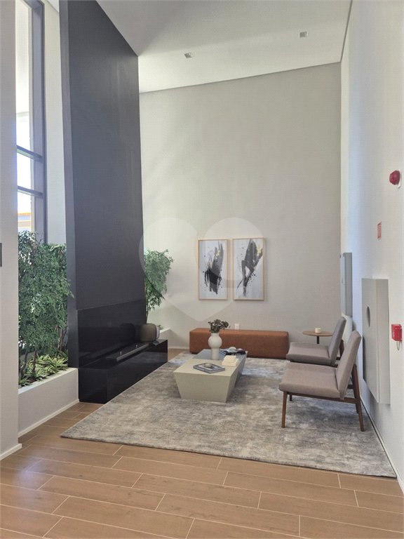 Apartamento à venda com 3 quartos, sendo 1 suíte, em Vila Anastácio, São Paulo, SP