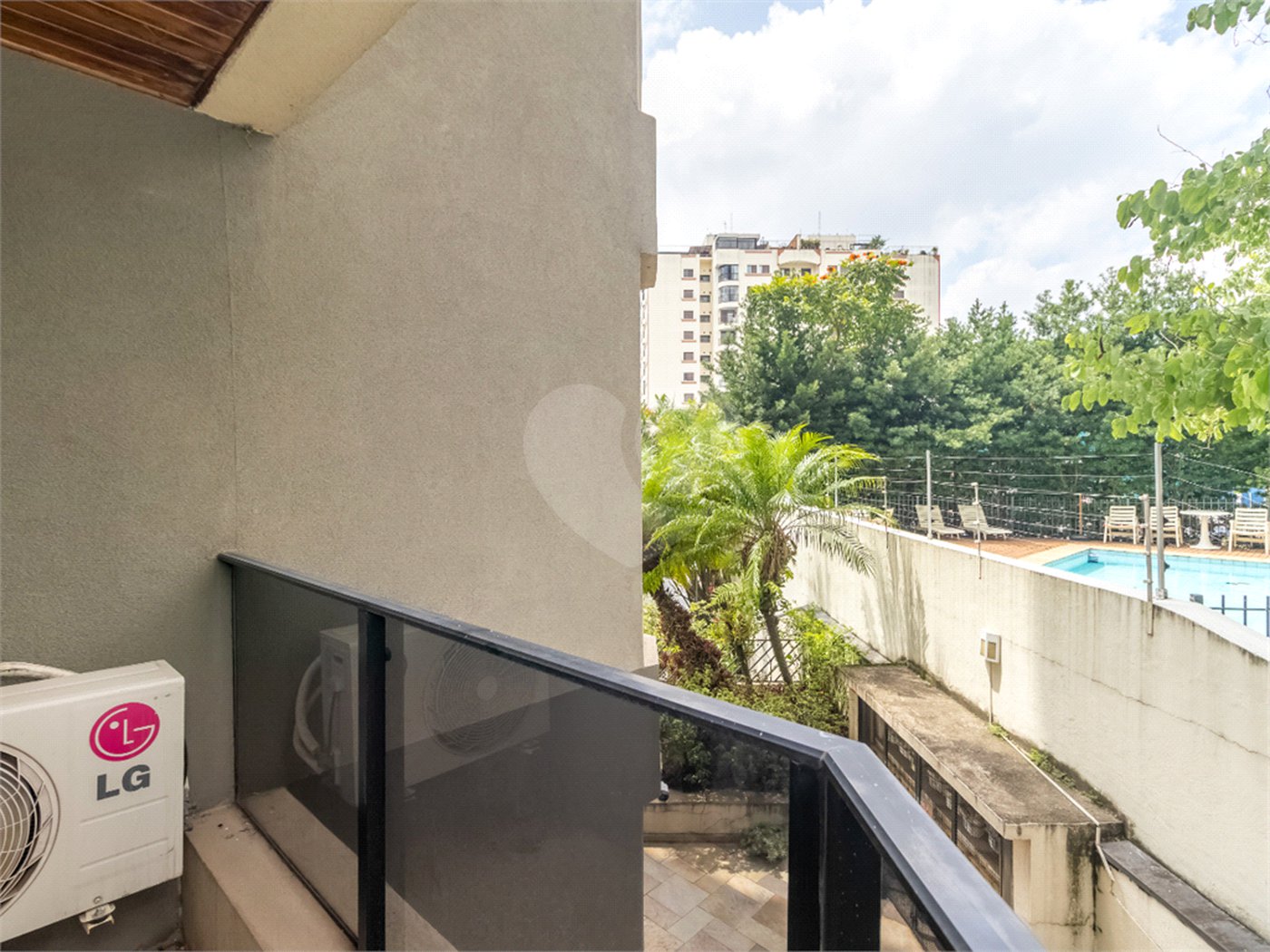 Apartamento à venda com 3 quartos, sendo 1 suíte,  em Vila Clementino, São Paulo, SP