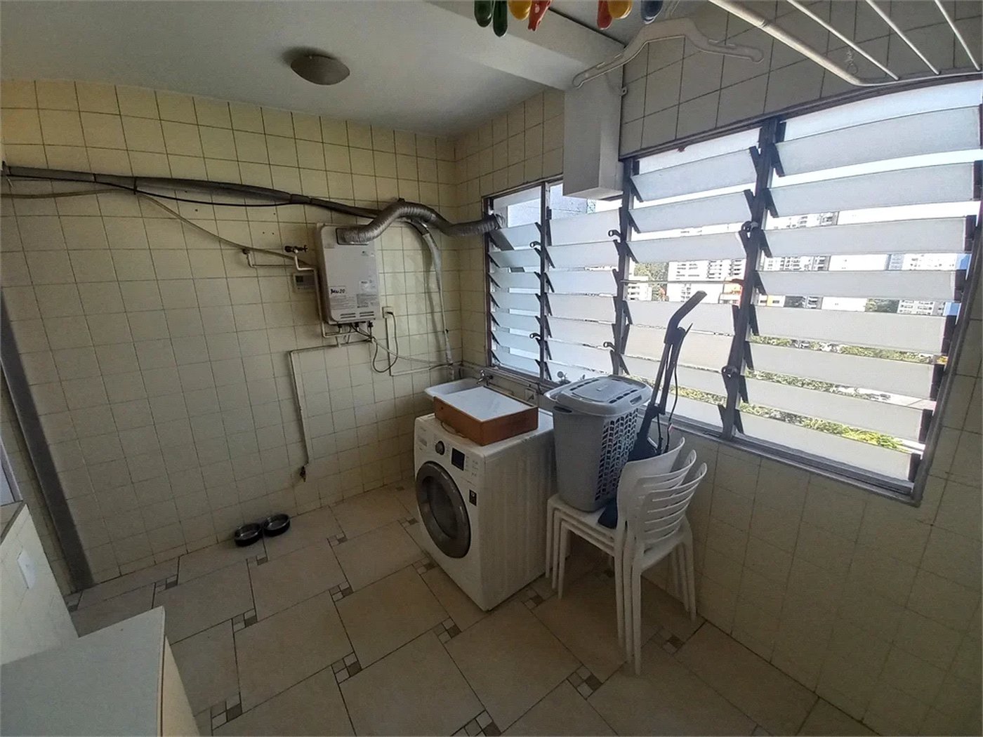 Apartamento à venda com 3 quartos, sendo 1 suíte,  em Vila Andrade, São Paulo, SP