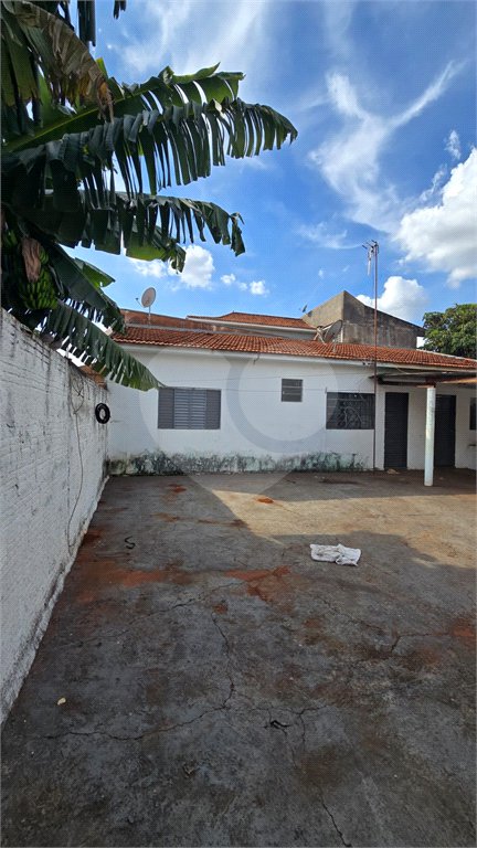 Casa à venda com 2 quartos em Jardim Pinheiros (vila Xavier), Araraquara, SP