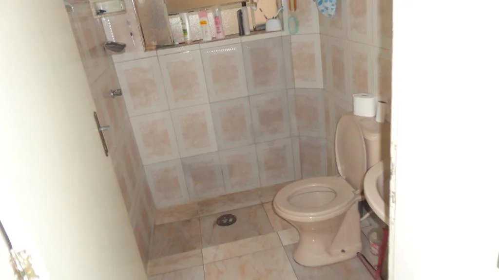 Sobrado à venda com 5 quartos, sendo 1 suíte, em Parque Ipê, São Paulo, SP