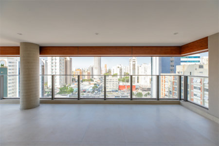 Apartamento à venda com 4 suítes em Campo Belo, São Paulo, SP