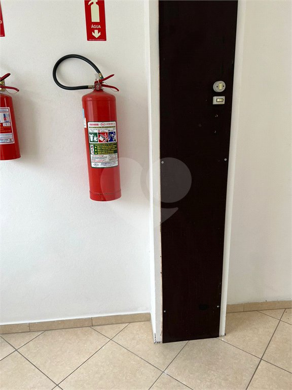 Prédio à venda com 7 quartos no Centro, Votorantim, SP