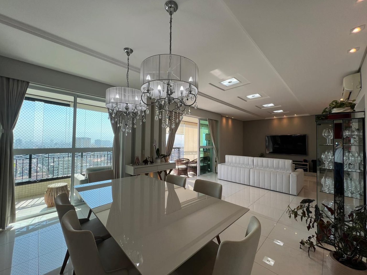 Apartamento com 3 dormitórios à venda, 204 m² por R$ 2.700.000,00 - Boqueirão - Santos/SP
