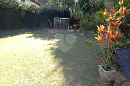 Casa à venda com 3 quartos, sendo 1 suíte,  em Bosque, Vinhedo, SP