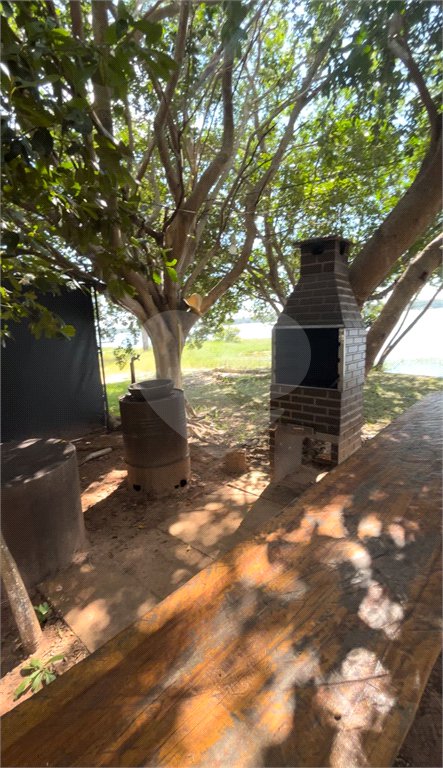 Chácara à venda com 3 quartos, sendo 1 suíte, no Centro, Três Lagoas, MS
