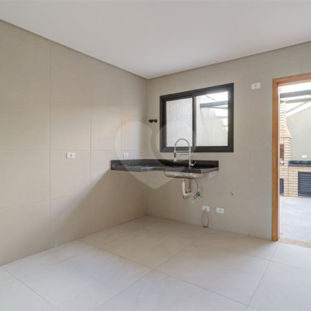 Sobrado à venda com 3 quartos, sendo 1 suíte, em Alto da Boa Vista, São Paulo, SP