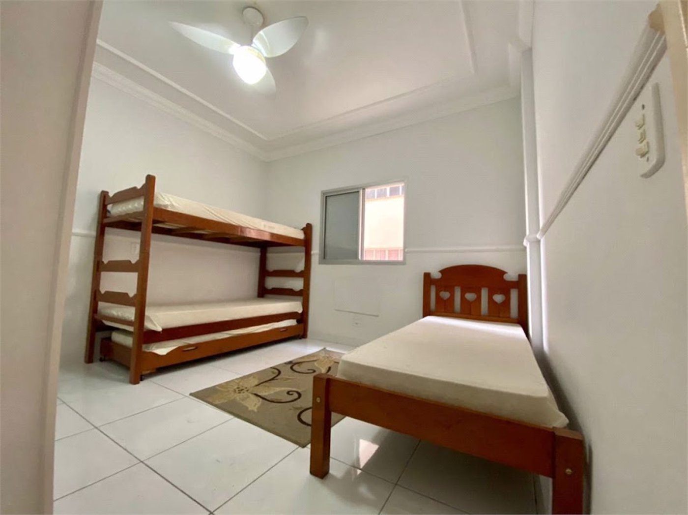 Apartamento à venda, 70 m² por R$ 330.000,00 - Jardim São Miguel - Guarujá/SP
