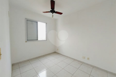 Apartamento à venda ou para alugar com 2 quartos em Vila Anastácio, São Paulo, SP