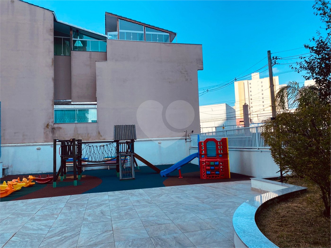 Apartamento à venda com 3 suítes em Vila Floresta, Santo André, SP
