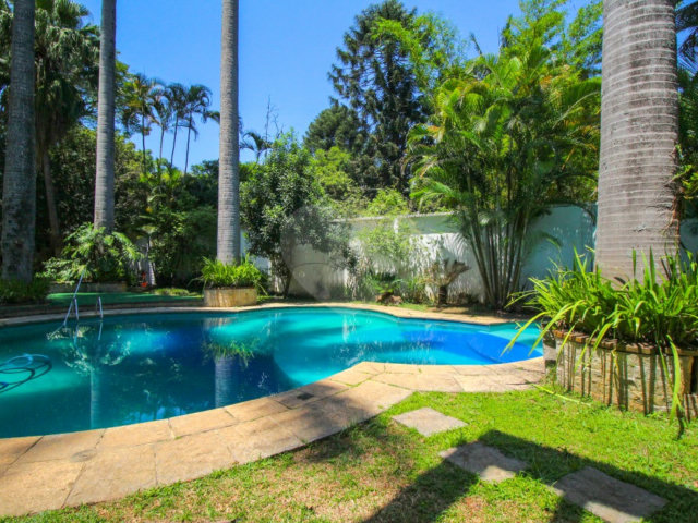 Casa à venda com 4 suítes em Alto da Boa Vista, São Paulo, SP