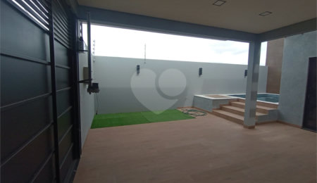 Casa à venda com 3 quartos, sendo 1 suíte, em Portal dos Pinheiros Ii, Itapetininga, SP