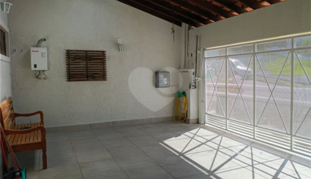 Casa à venda com 4 quartos, sendo 2 suítes,  em Vila Rei, Mogi das Cruzes, SP