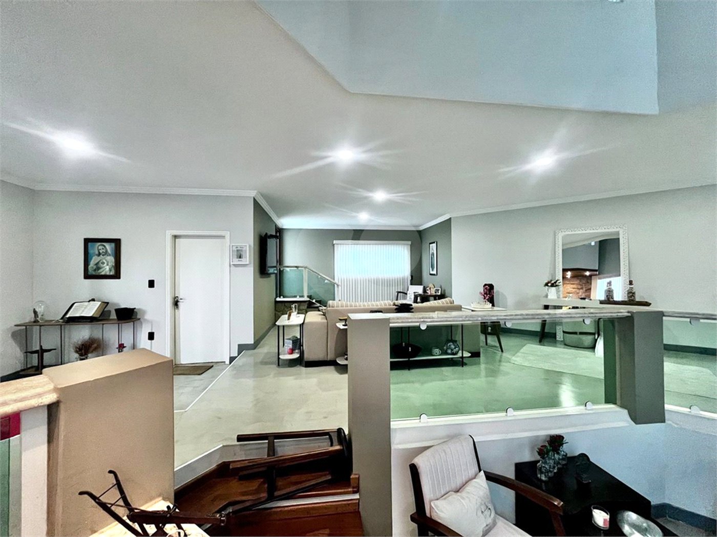 Casa à venda com 4 suítes em Vila Mazarino, Itapetininga, SP