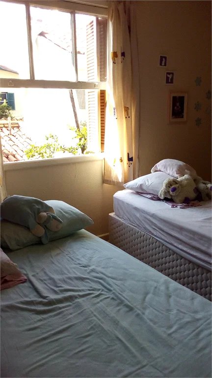 Sobrado à venda com 3 quartos em Vila Cordeiro, São Paulo, SP