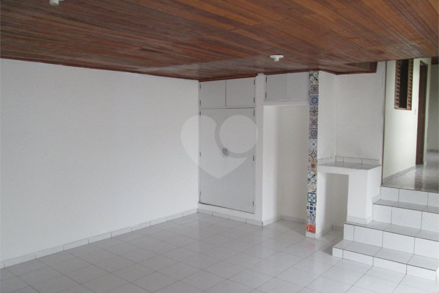 Casa Térrea à venda com 2 quartos em Parque Peruche, São Paulo, SP