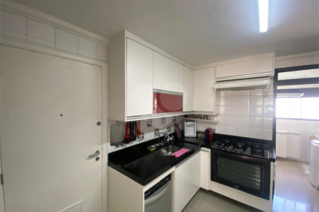 Apartamento à venda com 4 quartos, sendo 2 suítes, em Vila Hamburguesa, São Paulo, SP
