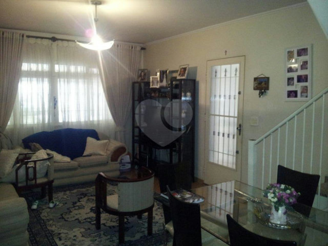 Sobrado à venda com 3 quartos em Vila Guilherme, São Paulo, SP