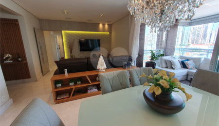 Apartamento à venda com 4 quartos, sendo 3 suítes,  em Vila Santo Estevão, São Paulo, SP