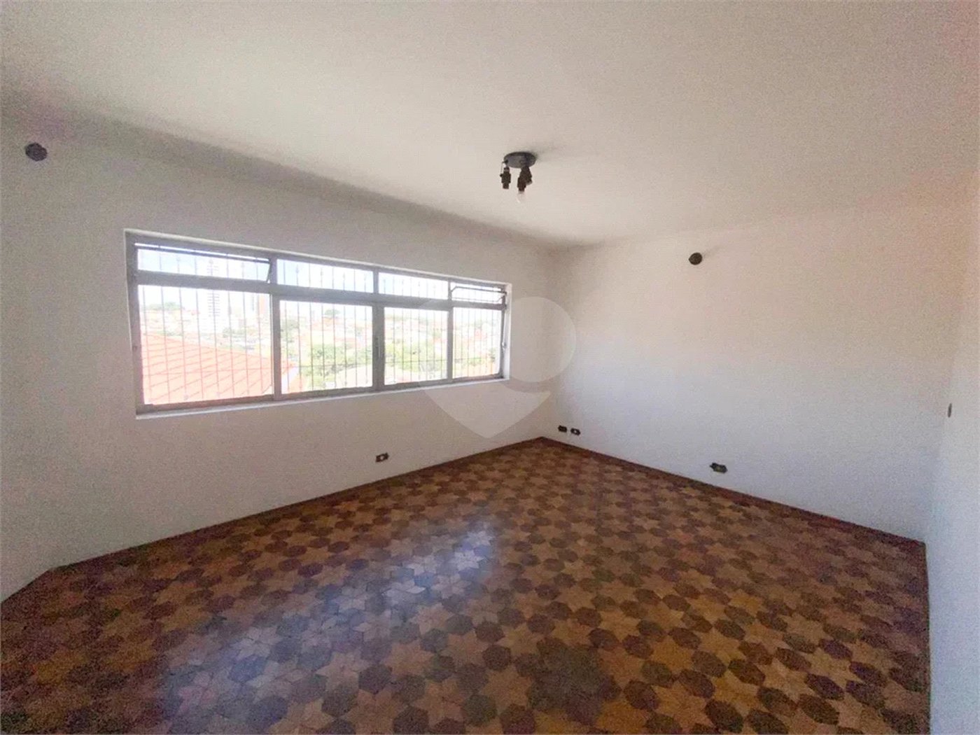 Casa à venda com 3 quartos, sendo 1 suíte, em Vila Maria Alta, São Paulo, SP