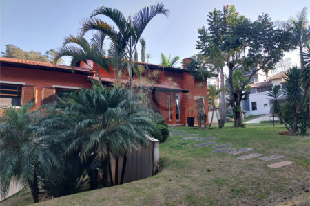 Casa Térrea à venda com 4 quartos, sendo 1 suíte,  em Parque dos Lagos, Mogi das Cruzes, SP