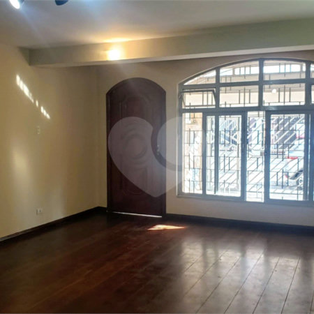 Sobrado à venda com 3 quartos, sendo 1 suíte, em Brooklin, São Paulo, SP