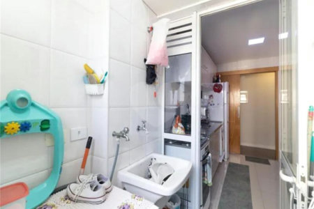 Apartamento à venda com 3 quartos, sendo 1 suíte, em Vila Mariana, São Paulo, SP