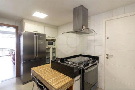 Apartamento à venda com 3 quartos, sendo 2 suítes, em Brooklin Paulista, São Paulo, SP