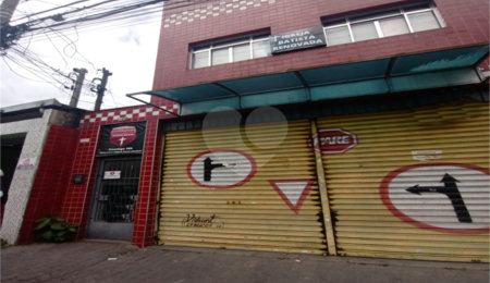Prédio à venda com 2 quartos, sendo 1 suíte,  em Jardim Brasil (zona Norte), São Paulo, SP