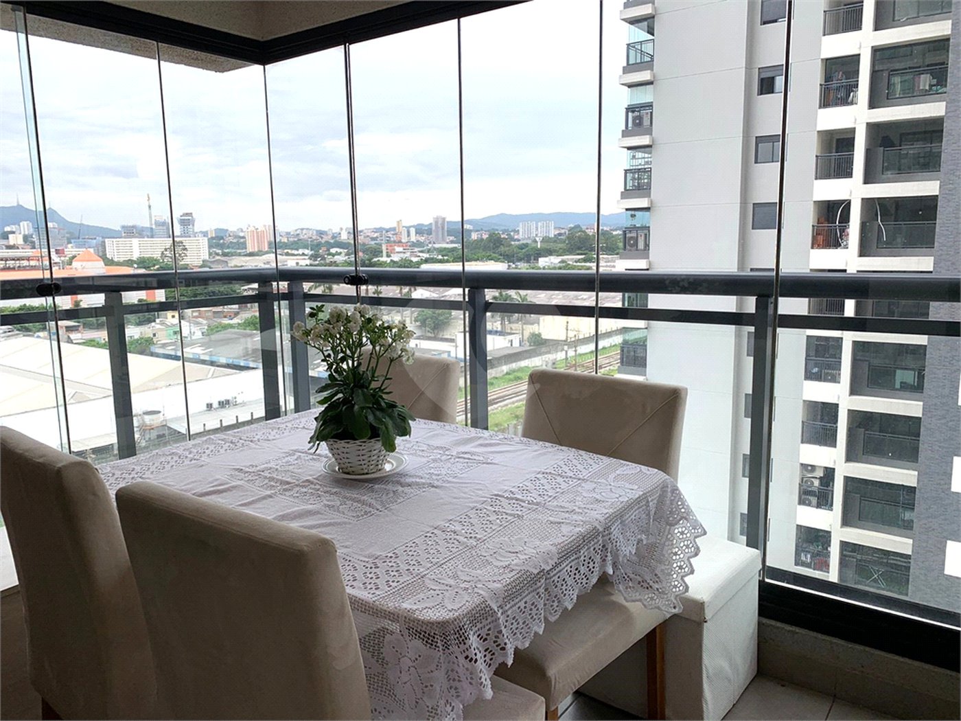 Apartamento à venda com 2 quartos, sendo 1 suíte, em Vila Leopoldina, São Paulo, SP