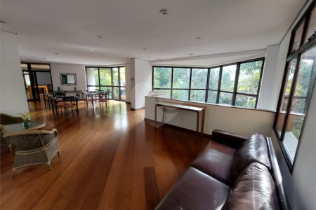 Apartamento á venda 3 dormitórios Vila Andrade, São Paulo - SP