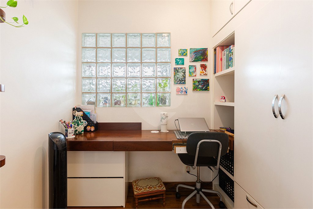 Apartamento à venda com 3 quartos, sendo 2 suítes, em Alto da Lapa, São Paulo, SP