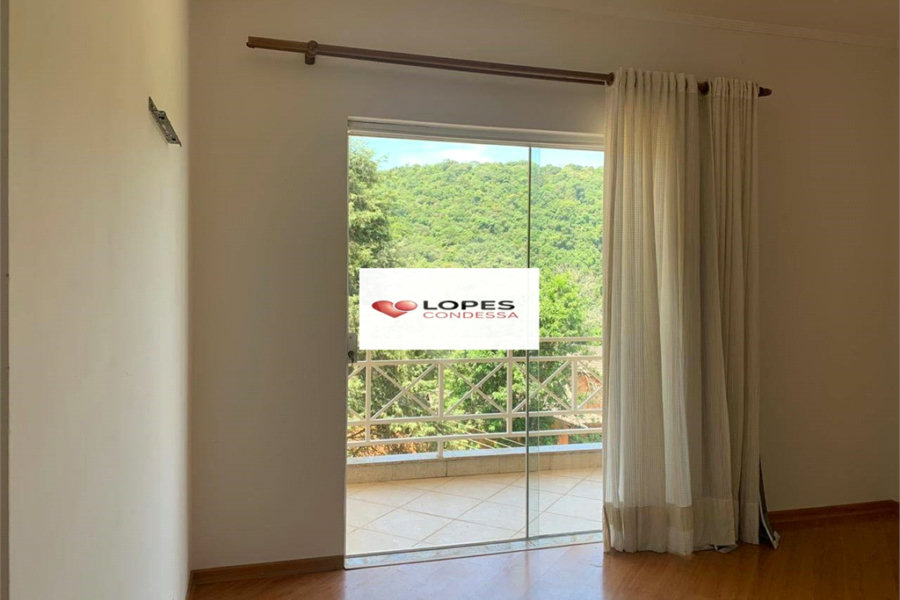 Casa à venda com 3 suítes no condomínio Alpes da Cantareira, Mairiporã - SP
