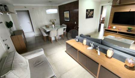 Apartamento à venda com 3 quartos, sendo 1 suíte,  em Jardim Vazani, São Paulo, SP