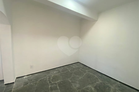 Casa à venda com 4 quartos, sendo 2 suítes,  em Jardim do Lago, Atibaia, SP