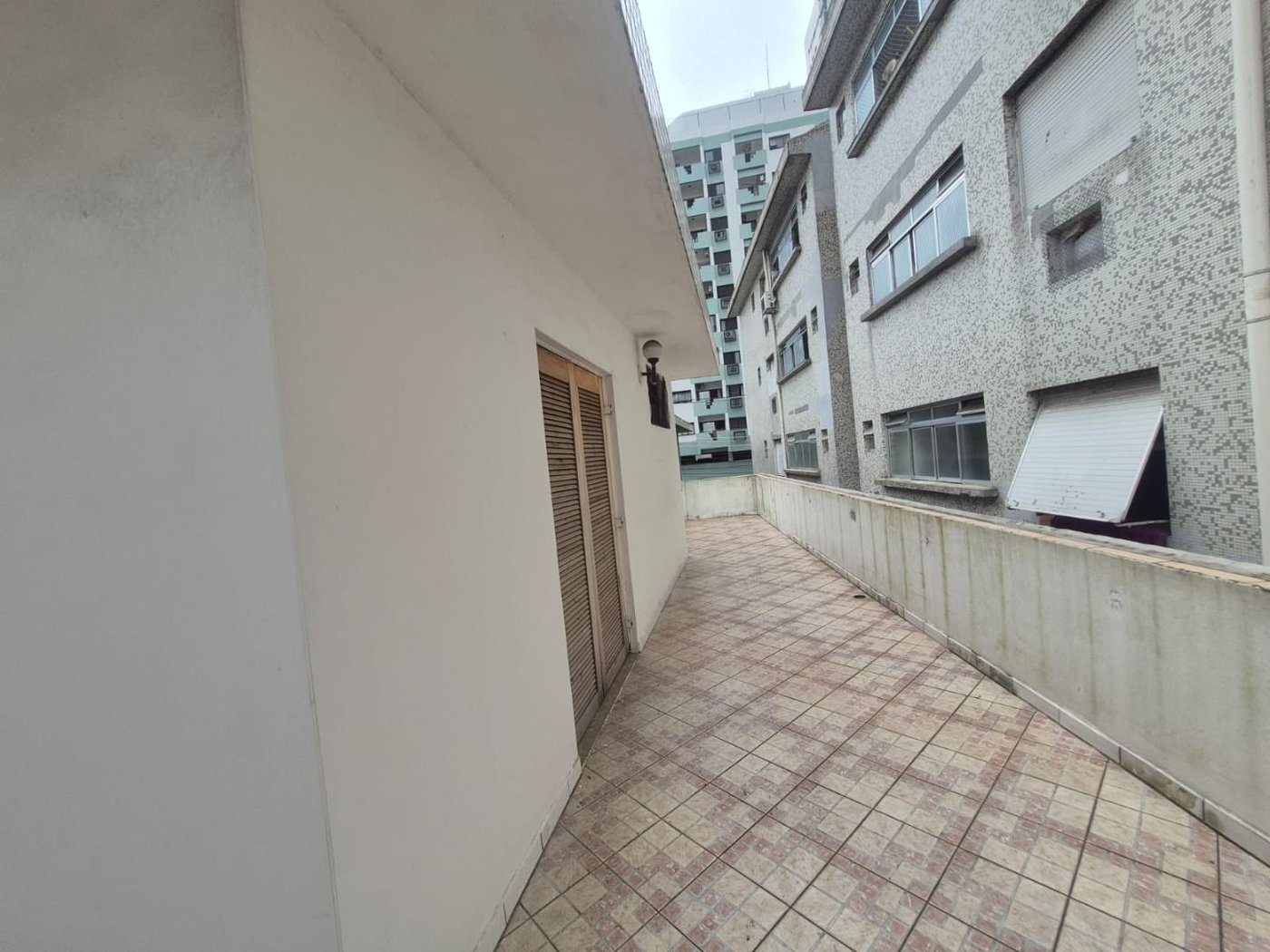 Casa com 4 dormitórios para alugar, 514 m² por R$ 20.934,21/mês - Ponta da Praia - Santos/SP