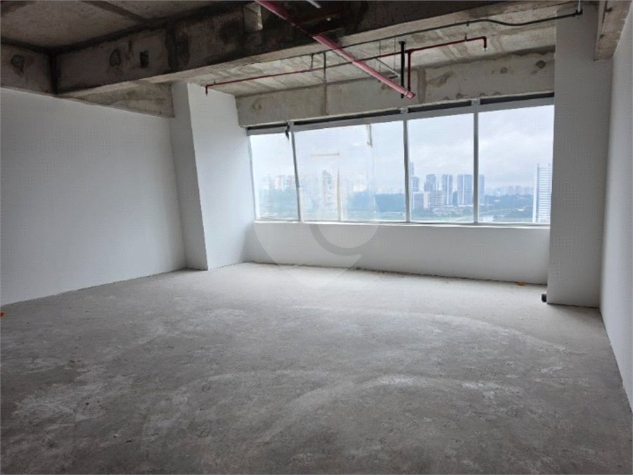 Sala para alugar em Várzea de Baixo, São Paulo, SP