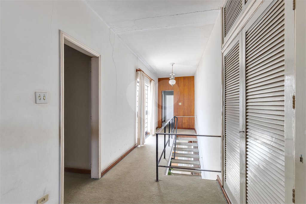 Sobrado à venda com 5 quartos, sendo 2 suítes, em Brooklin, São Paulo, SP