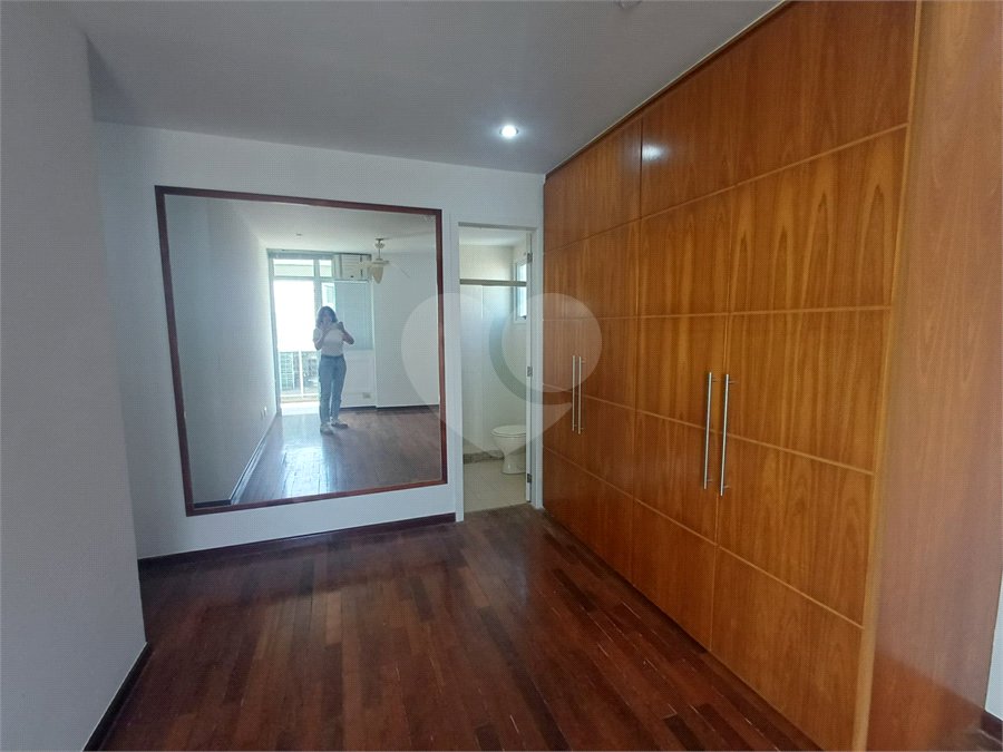 Apartamento à venda com 4 quartos, sendo 1 suíte, em Tijuca, Rio de Janeiro, RJ