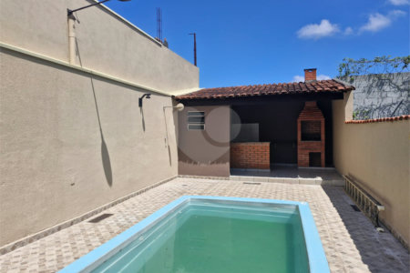 Sobrado à venda com 3 quartos em Alto da Boa Vista, Mogi das Cruzes, SP