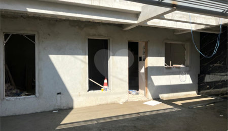 Sobrado à venda com 3 suítes em Santa Teresinha, São Paulo, SP
